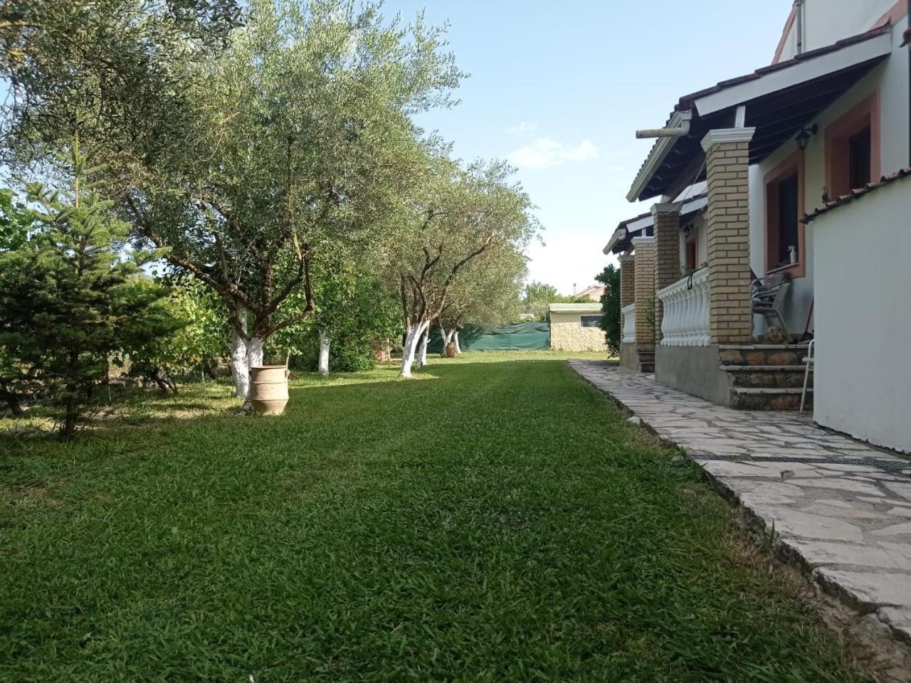 Villa Yannis 1 ロダ エクステリア 写真