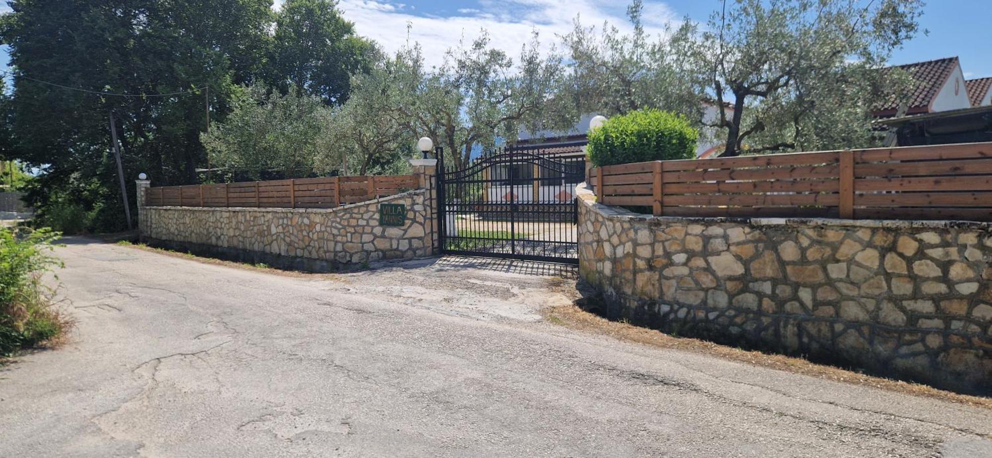 Villa Yannis 1 ロダ エクステリア 写真